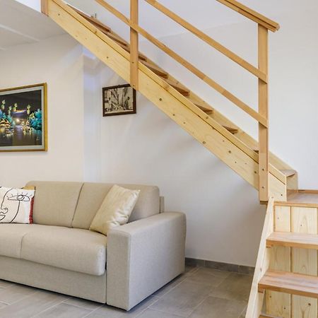 Bandiera 68 Apartment Cagliari Bagian luar foto