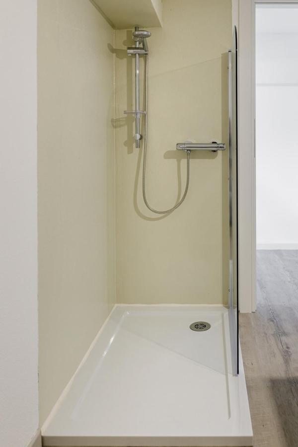 Bandiera 68 Apartment Cagliari Bagian luar foto