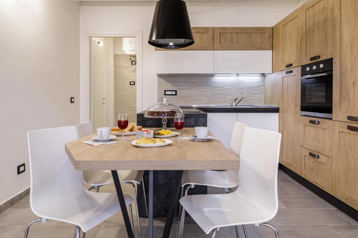 Bandiera 68 Apartment Cagliari Bagian luar foto