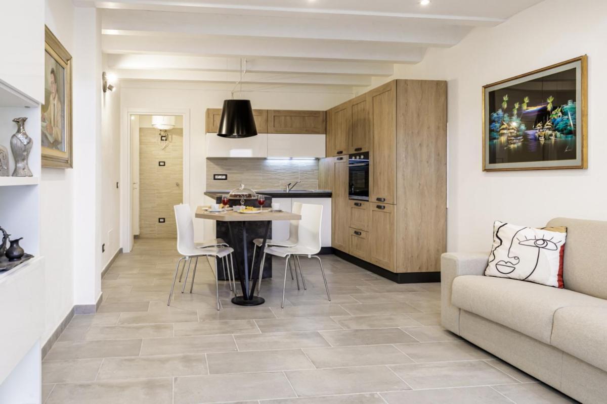 Bandiera 68 Apartment Cagliari Bagian luar foto