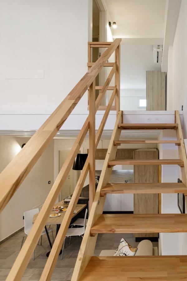 Bandiera 68 Apartment Cagliari Bagian luar foto